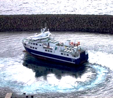 shipping in arctic waters