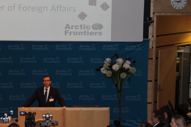 Espen Barth Eide, Norwegian Minister for Foreign AffairsÆ The Arctic - the New Crossroads